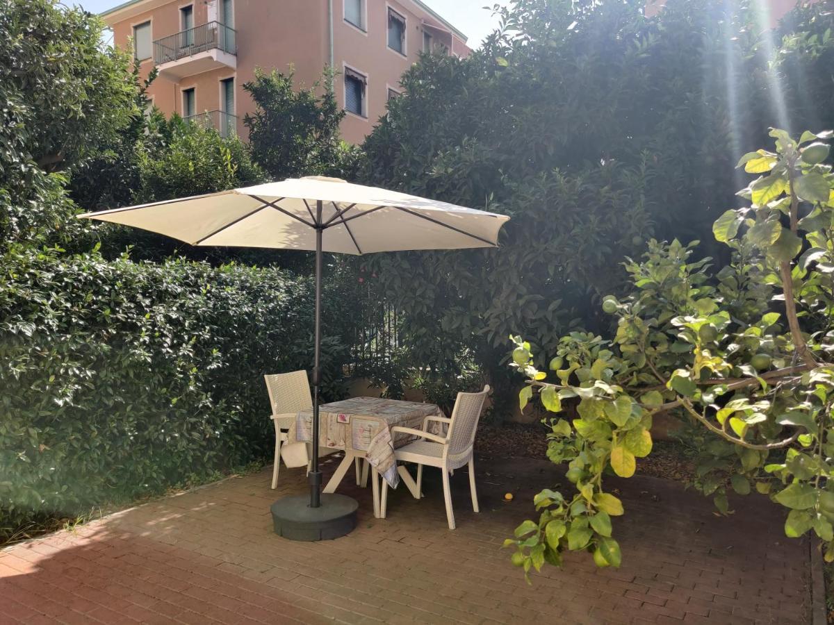 פינאלה ליגורה Appartamenti Con Giardino E Posto Auto Per Famiglie מראה חיצוני תמונה