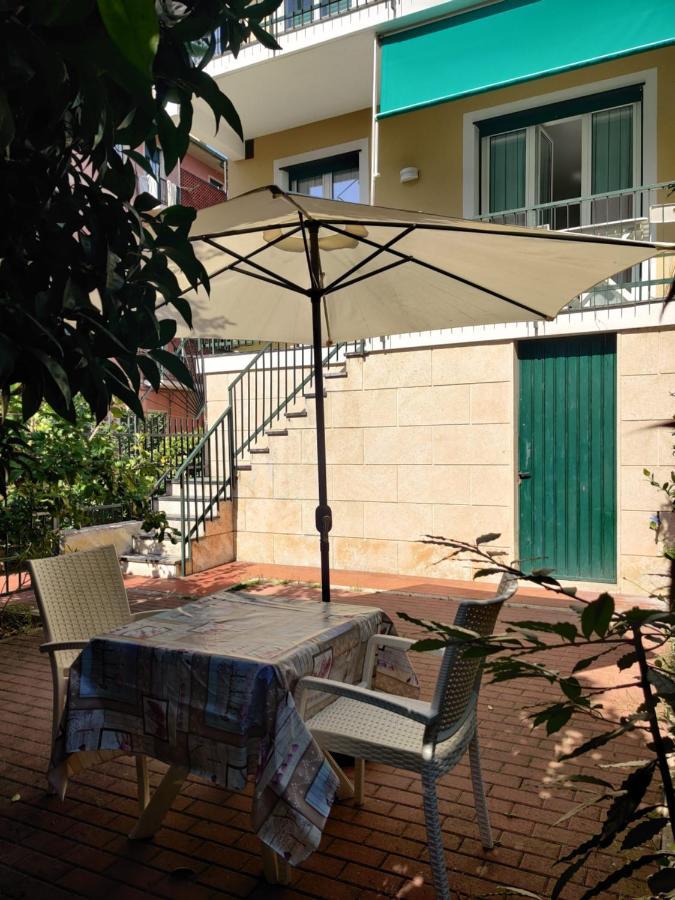 פינאלה ליגורה Appartamenti Con Giardino E Posto Auto Per Famiglie מראה חיצוני תמונה