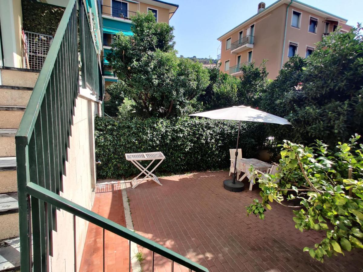 פינאלה ליגורה Appartamenti Con Giardino E Posto Auto Per Famiglie מראה חיצוני תמונה