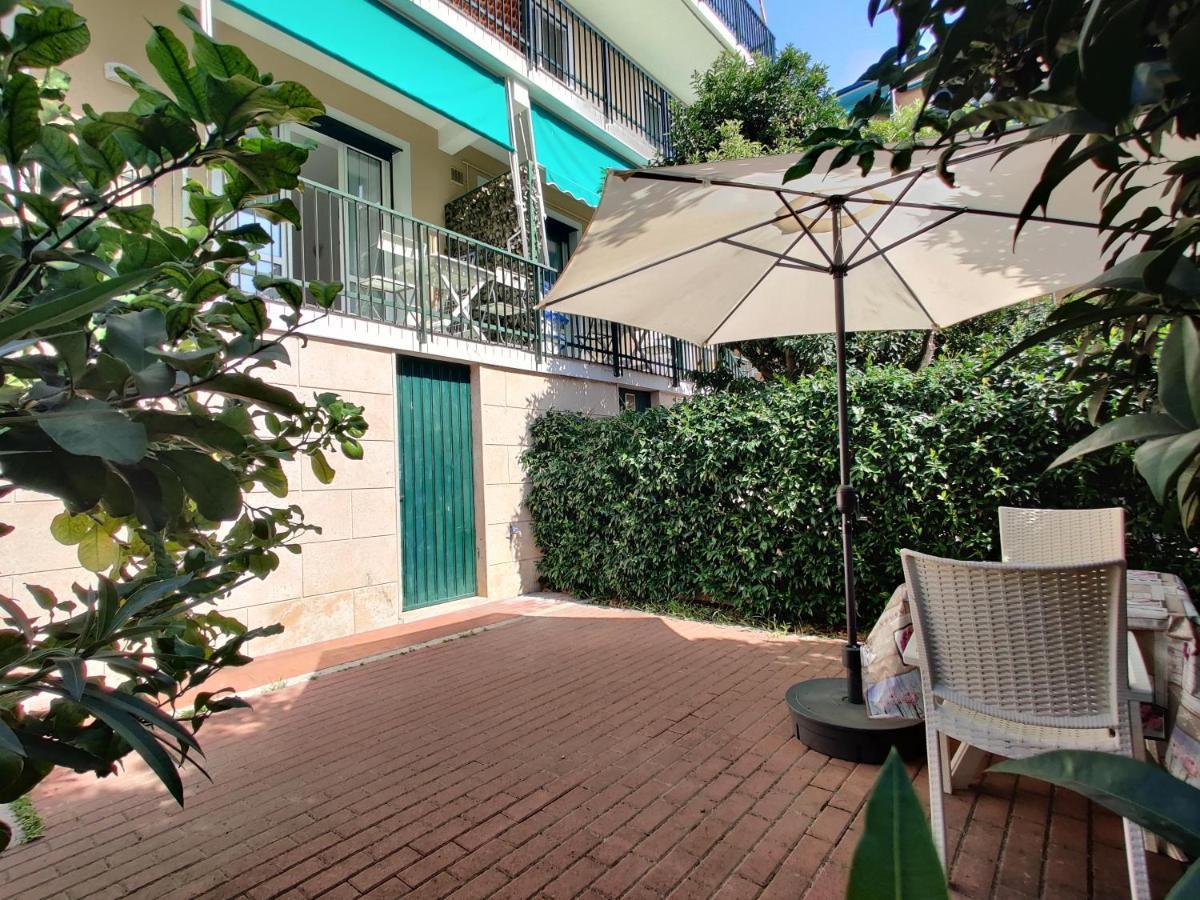 פינאלה ליגורה Appartamenti Con Giardino E Posto Auto Per Famiglie מראה חיצוני תמונה